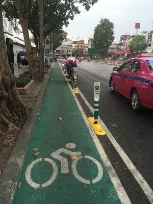 Bangkok bike lanes. Cycle tracks Bangkok. 