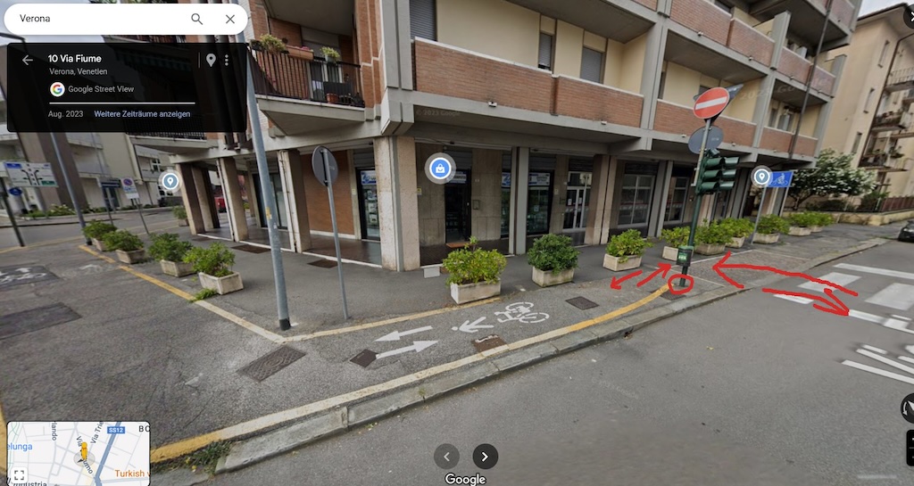 bad bike lane in Verona, Italy