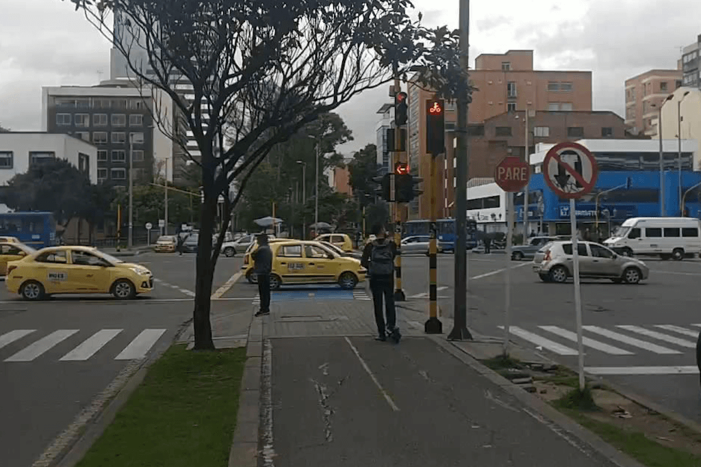 center bike lane